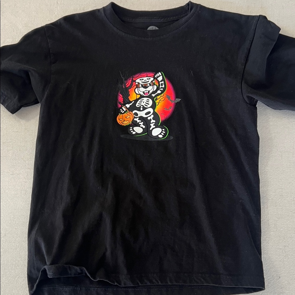 Kids Black Halloween Skeleton Graphic Tee with Pumpkin